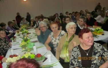 Dzień Kobiet w Klubie Seniora - 08.03.2011 r.  5