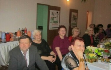 Dzień Kobiet w Klubie Seniora - 08.03.2011 r.  12