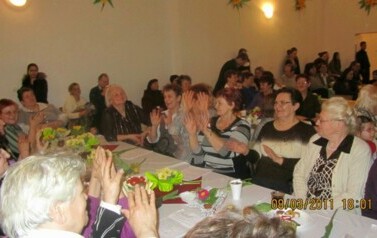 Dzień Kobiet w Klubie Seniora - 08.03.2011 r.  17