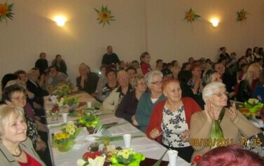 Dzień Kobiet w Klubie Seniora - 08.03.2011 r.  21