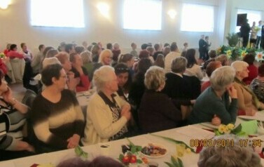 Dzień Kobiet w Klubie Seniora - 08.03.2011 r.  25