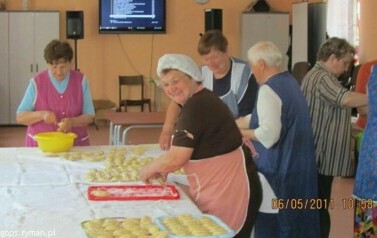 Zajęć Klubu Seniora  - 05.2011 r. 123