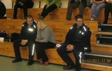 Pokaz samoobrony na hali sportowej - 06.12.2011 r.  16