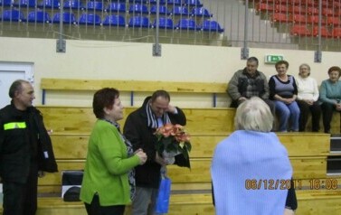 Pokaz samoobrony na hali sportowej - 06.12.2011 r.  28