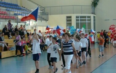 Olimpiada Aktywny Staruszek - 07.06.2013 r. 60