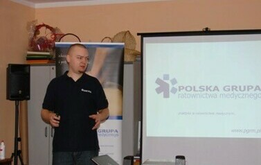 Kurs pierwszej pomocy w Klubie Seniora - 25.11.2013 r. 21