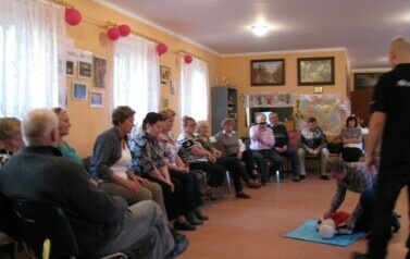 Kurs pierwszej pomocy w Klubie Seniora - 27.11.2014 r. 18